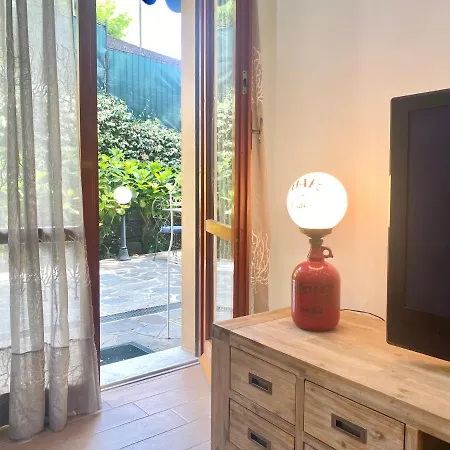 아파트 Casaviva - Trilo With Patio In Santa Margherita L.