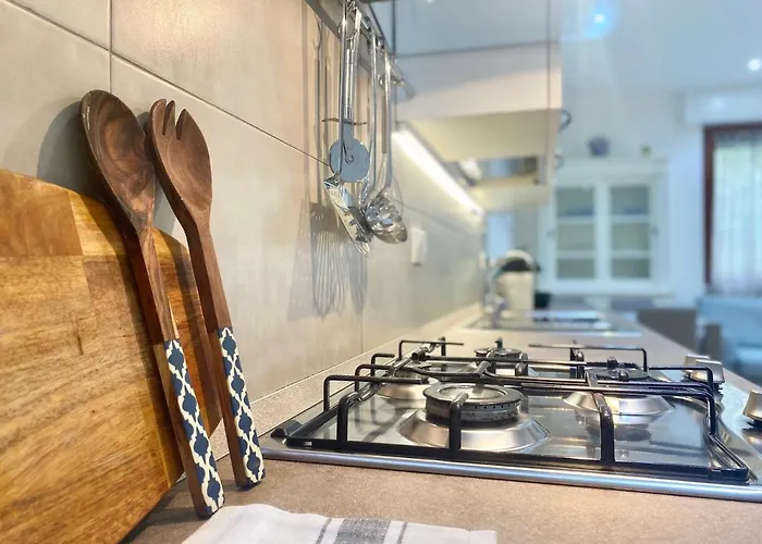 Casaviva - Trilo With Patio In Santa Margherita L. Apartman *